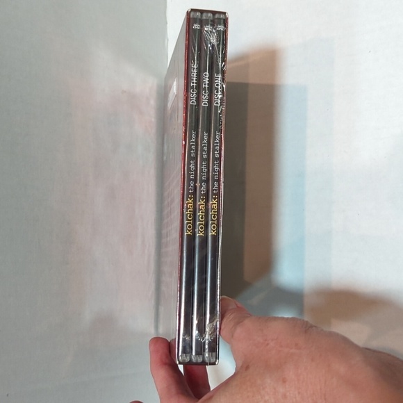 Universal Studios Kolchak: The Night Stalker DVD 3 Disc Set - New in Wrapper - Picture 3 of 6